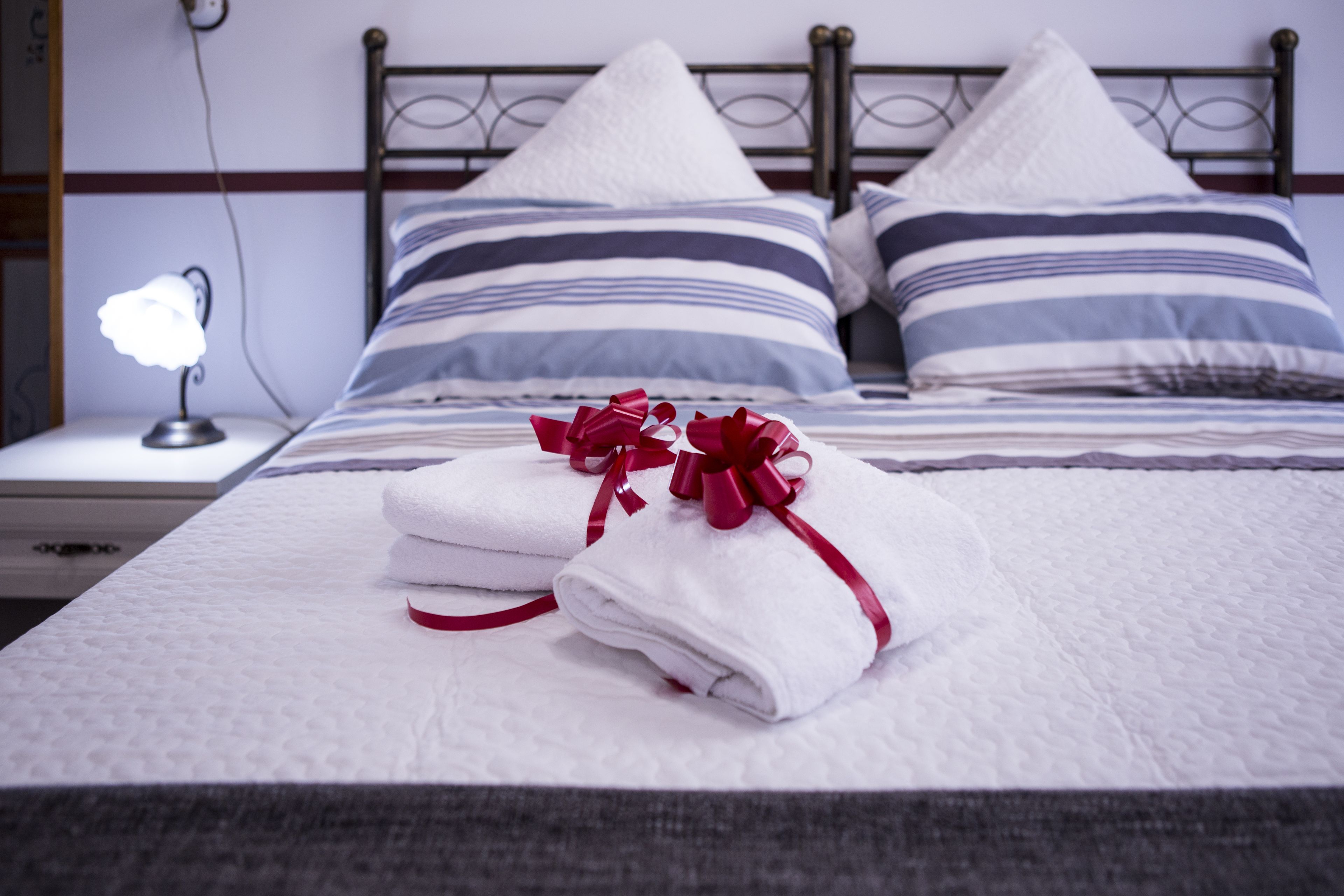 Premium bedding, minibar, in-room safe, desk