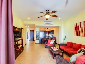 Apartment, 2 Bedrooms | Living area