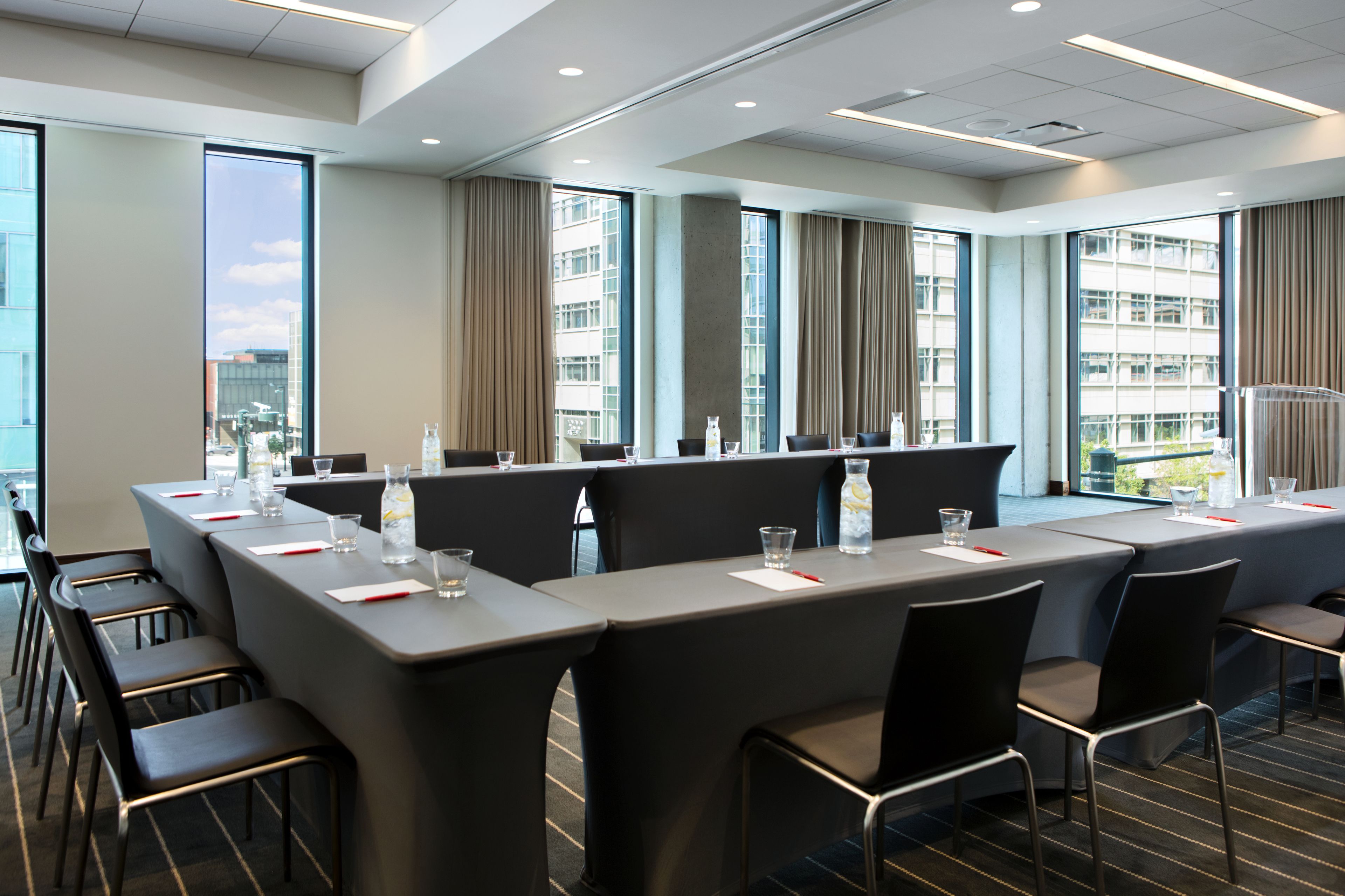 Photo - Limelight Hotel Denver