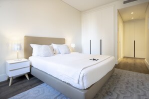 Superior Apartment, 3 Bedrooms | Premium bedding, in-room safe, individually furnished