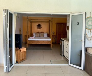 Romantic Room | 1 bedroom, premium bedding, down comforters, pillowtop beds
