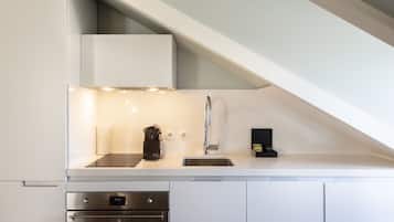 Appartement Familial | Coin cuisine privé | Réfrigérateur, micro-ondes, four, plaque de cuisson