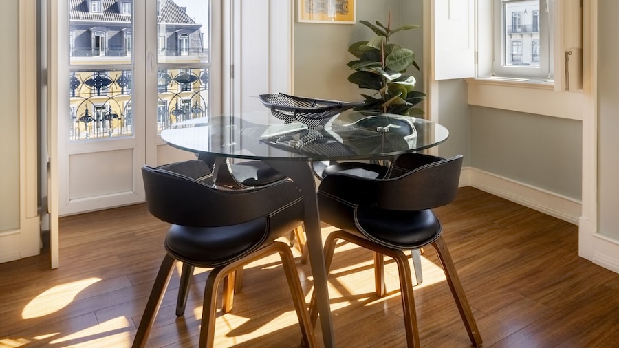 Chiado CamÔes - Lisbon Best Apartments