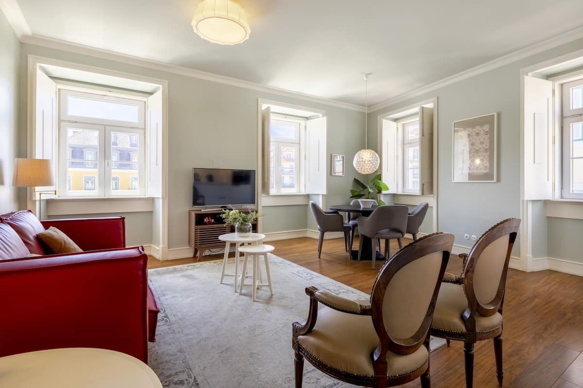 Standard-Apartment, 2 Schlafzimmer | Wohnbereich | Flachbildfernseher, Fußbodenheizung