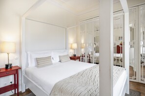 Premium bedding, in-room safe, individually decorated - Chiado Trindade - Lisbon Best Apartments (Lisbon)