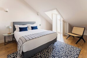 Duplex, 2 Bedrooms, Mezzanine | In-room safe, individually furnished, soundproofing, iron/ironing board - Chiado Square - Lisbon Best Apartments (Lisbon)