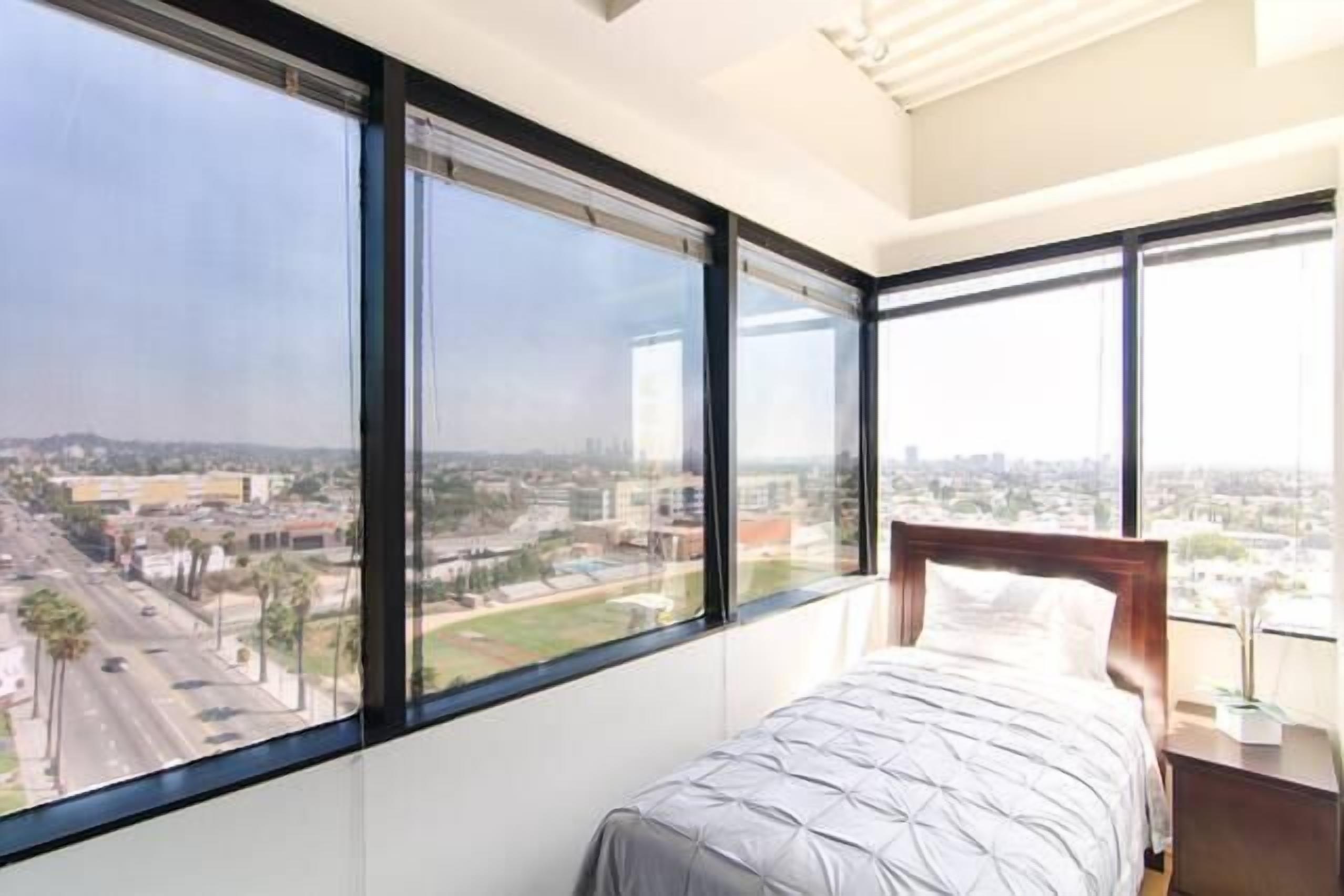 Apartment, Multiple Beds