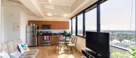 Apartment, Multiple Beds