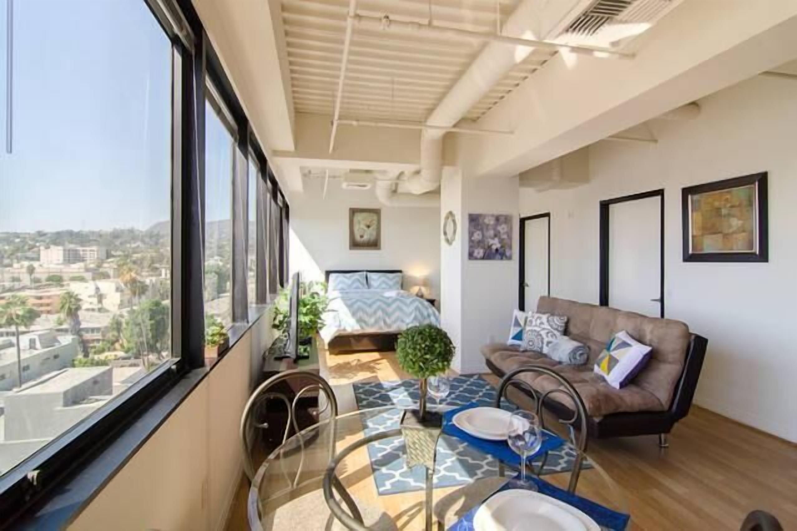 Apartment, Multiple Beds