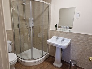 Bathroom - The Bay Horse Inn (York)