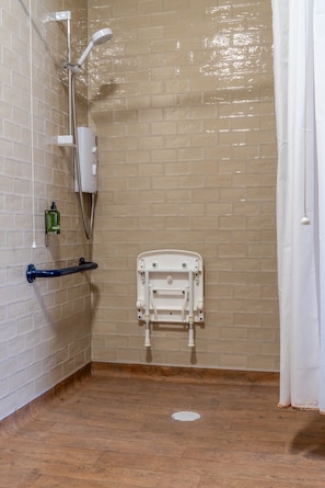 Double Room (Accessible) | Miscellaneous - The Bay Horse Inn (York)