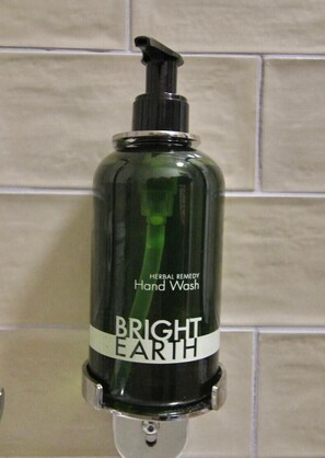 Double Room, Accessible, Ensuite | Bathroom - The Bay Horse Inn (York)