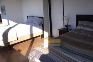 Apartment, Multiple Beds