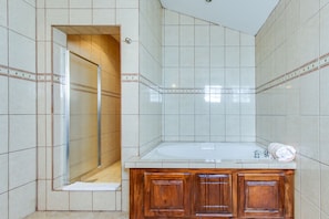 Bathroom - Ambergris Lake Villas Shark Retreat Villa A6 (San Pedro)