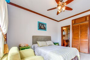 Villa Deluxe, 3 habitaciones, para no fumadores, vista al lago | 3 habitaciones, escritorio, tabla de planchar con plancha y wifi gratis 