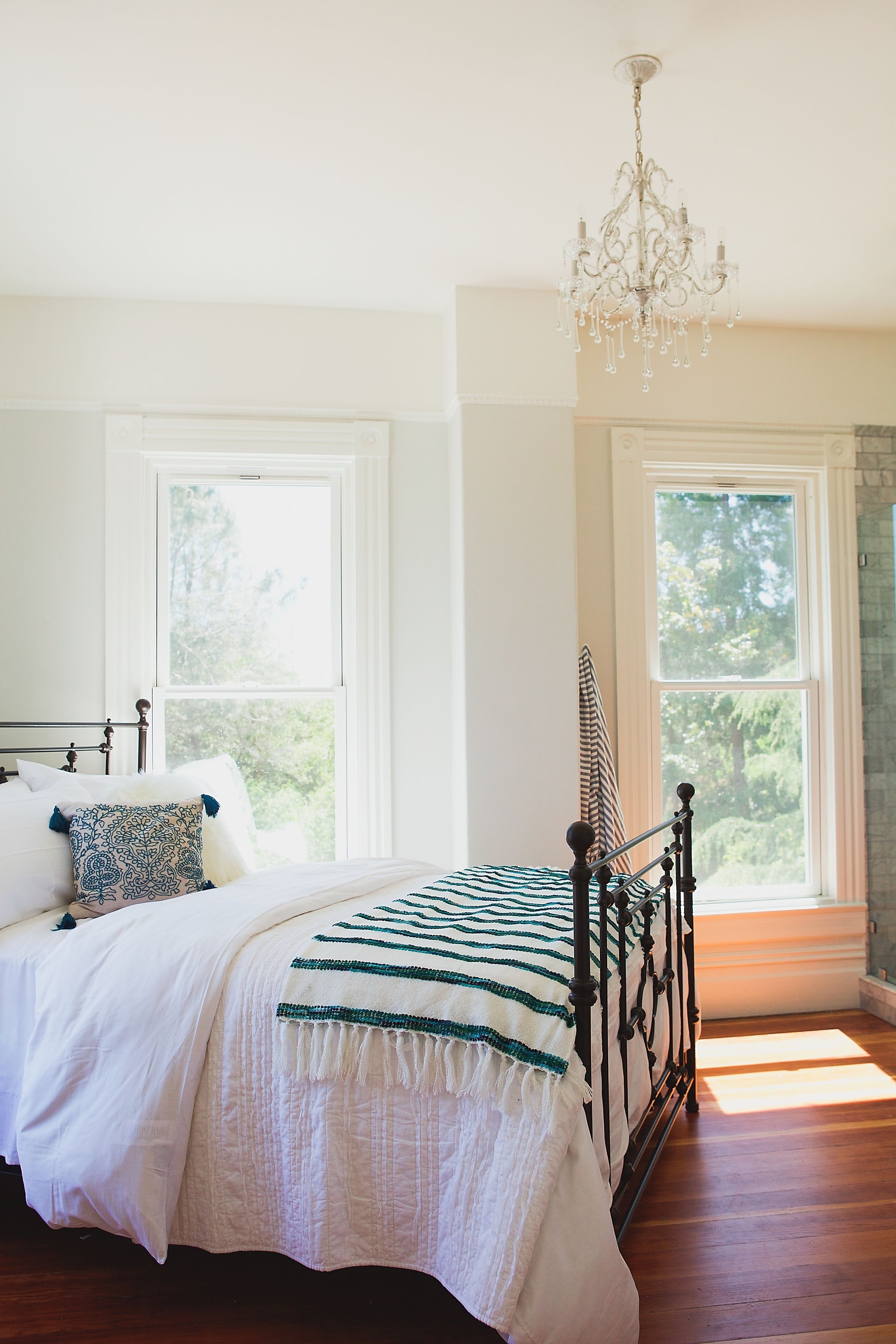 queen suite | premium bedding, pillow-top beds, individually decorated