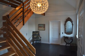 Interior entrance - Lehnsgaard Ranch (Gudhjem)