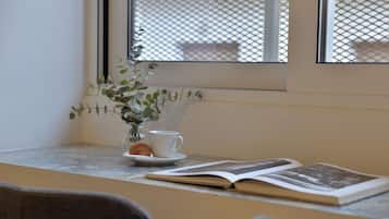 Sábanas de algodón egipcio, ropa de cama de alta calidad y minibar