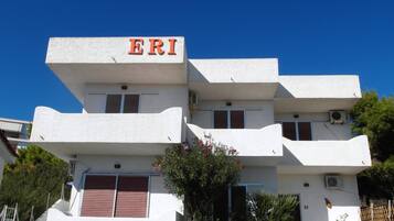 Facciata della struttura