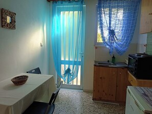 經濟公寓, 1 間臥室 | 私人廚房 | 雪櫃、焗爐、爐具、電熱水壺