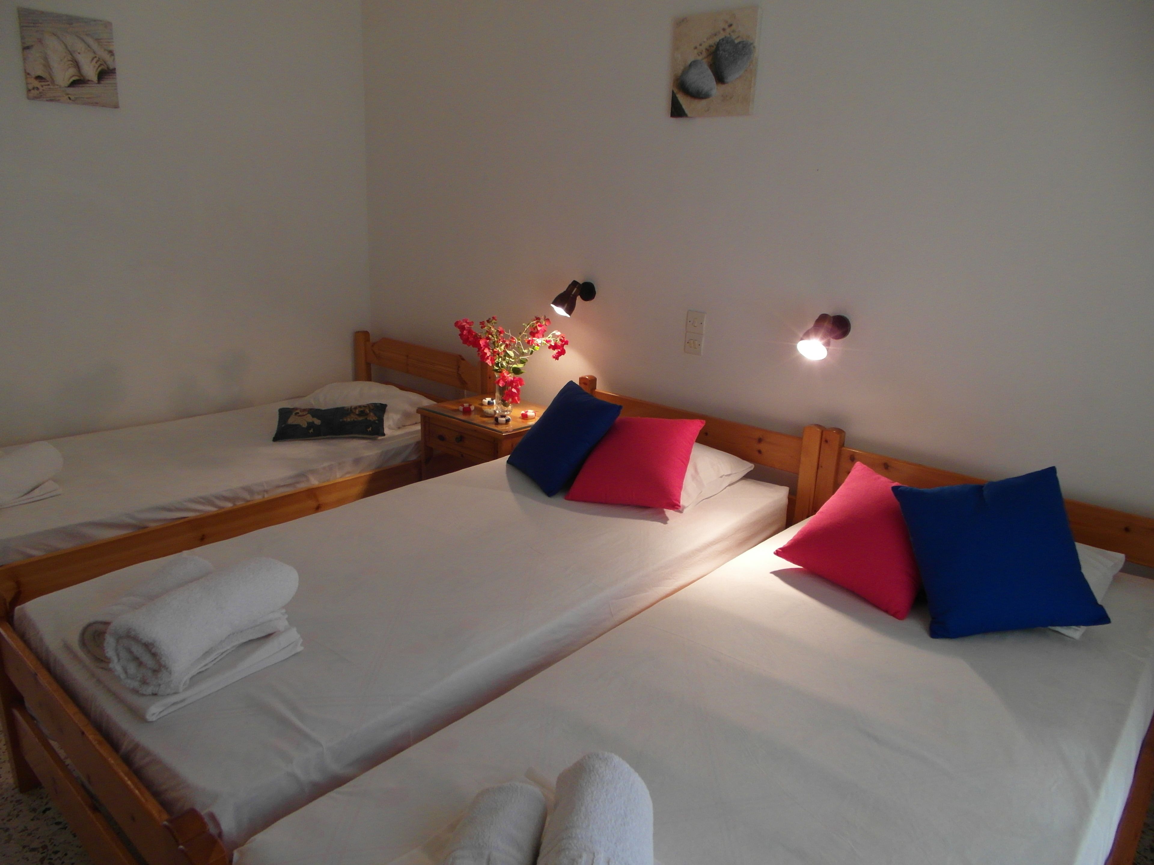 economy apartment, 1 bedroom | in-room safe, desk, soundproofing, free wifi