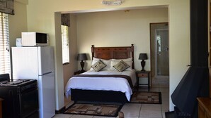 Room - 164 Church St (Clarens)