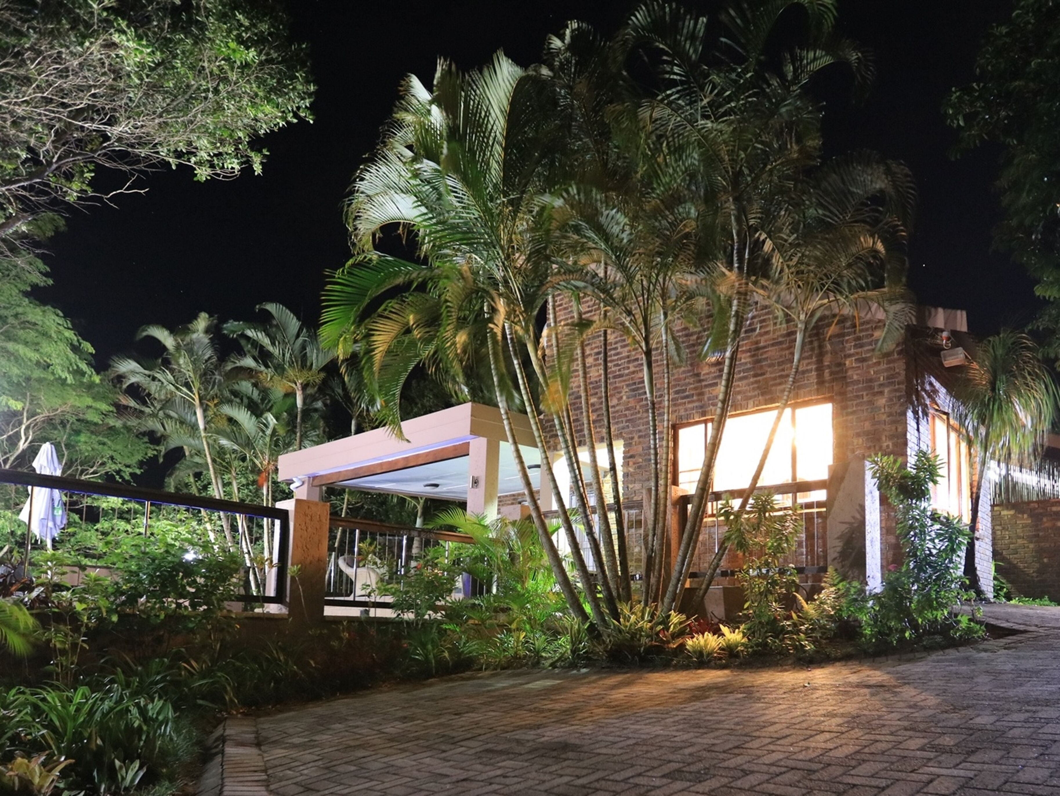 Deluxe-Haus, 3 Schlafzimmer, Gartenblick, Poolseite | Blick auf den Garten