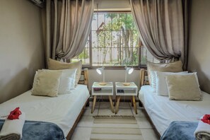 Casa Deluxe, 3 camere da letto, vista giardino, lato piscina | 3 camere, biancheria da letto di alta qualità, materassi in memory foam