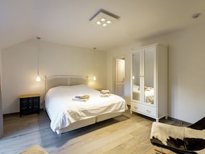 4 bedrooms, WiFi