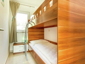 3 bedrooms, WiFi