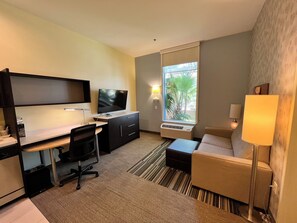 In-room safe, blackout curtains, free cots/infant beds, free WiFi - Home2 Suites by Hilton McAllen (McAllen)