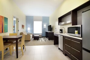 Suite, 1 King Bed, Accessible (Mobility & Hearing, Roll-in Shower) | In-room safe, blackout drapes, free cribs/infant beds, free WiFi