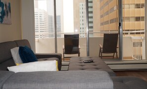 Condo 2 Bedroom: 618 5 AVE SW, Calgary T2P 3S2 | 1 bedroom, desk, iron/ironing board, rollaway beds - Newtel Suites (Calgary)