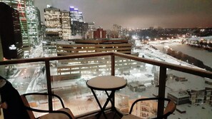 Condo, Balcon: 325 3 ST DE, Calgary T2G 5R1 | 1 bedroom, desk, iron/ironing board, rollaway beds - Newtel Suites (Calgary)
