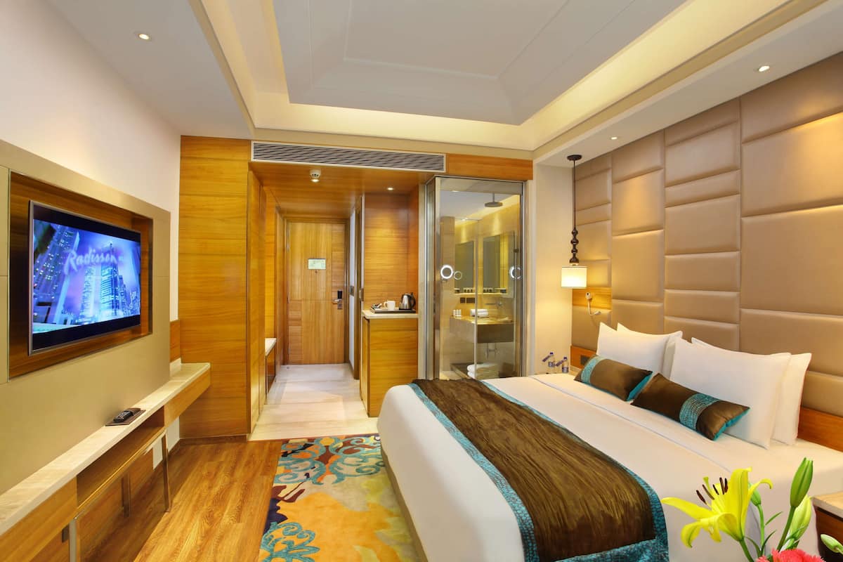 1 bedroom, minibar, in-room safe, desk