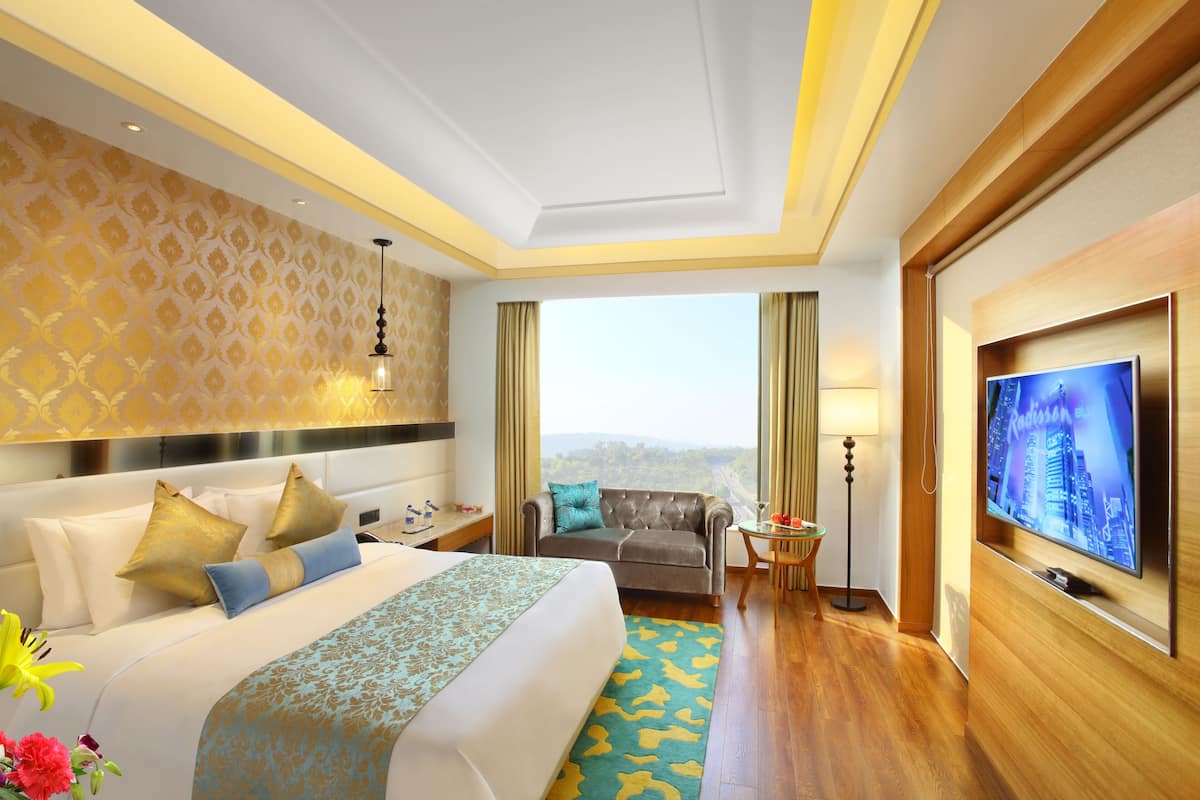 1 bedroom, minibar, in-room safe, desk