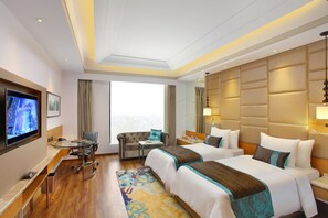 Minibar, in-room safe, desk, soundproofing - Radisson Blu Jammu (Jammu)