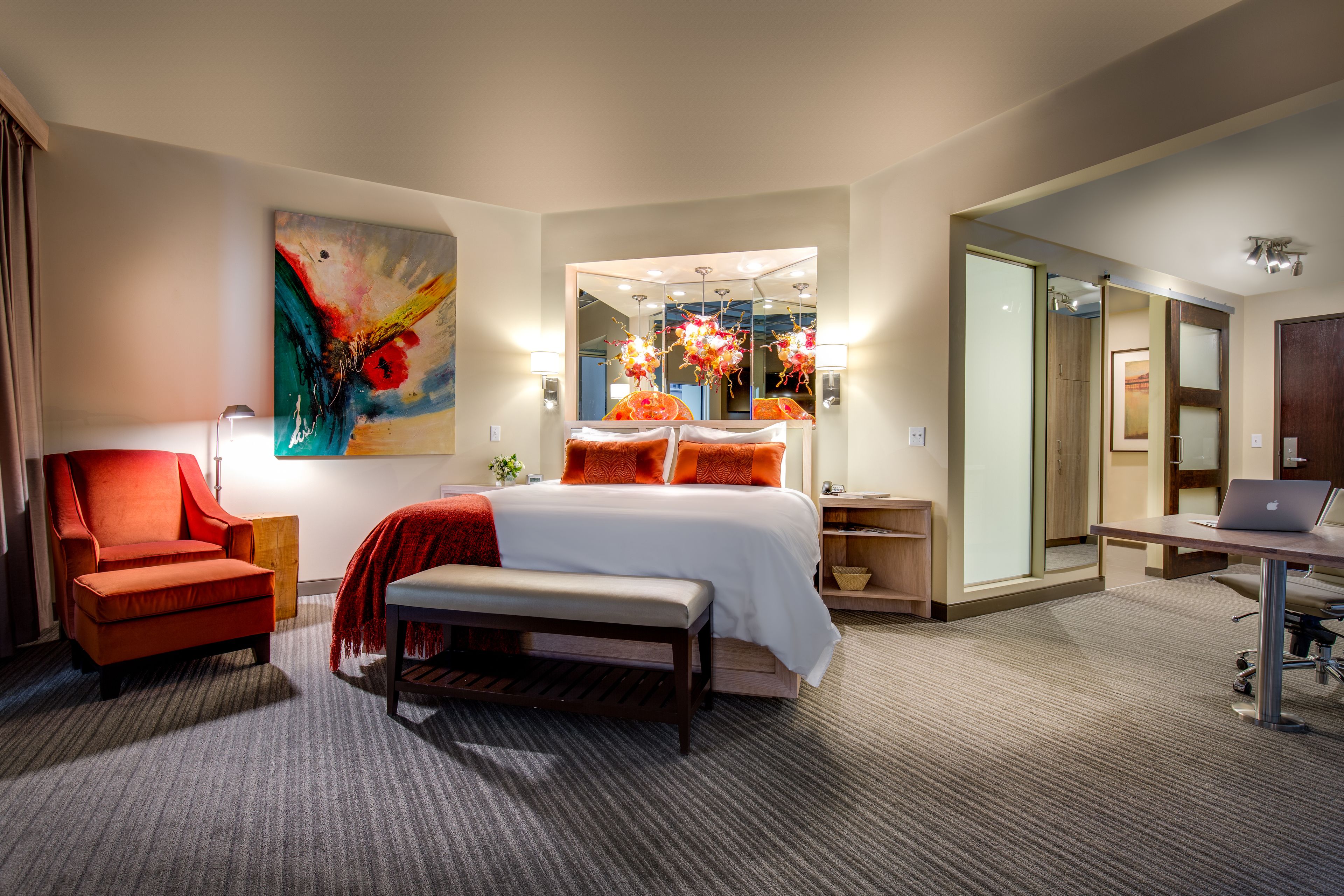 egyptian cotton sheets, premium bedding, down duvets, in-room safe