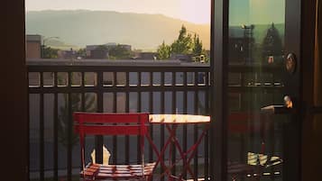 Suite Superior, 1 letto king, vista città | Balcone