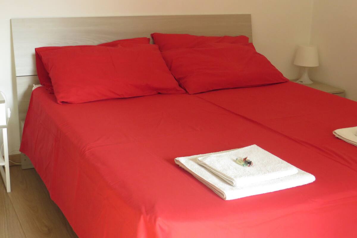 Double Room | Desk, soundproofing, free WiFi