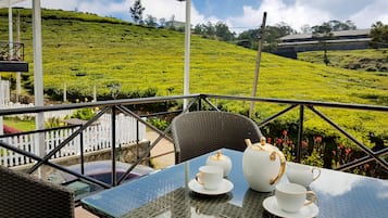 Phòng Deluxe, 1 phòng ngủ | Ban công