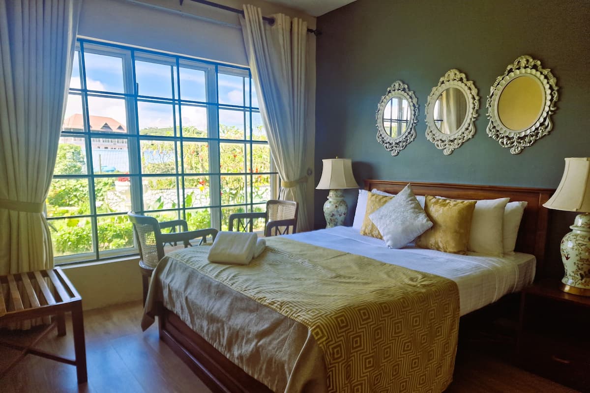 Superior Room, 1 Bedroom | Rollaway beds, free WiFi, bed sheets