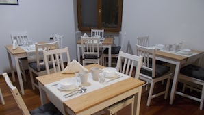 Colazione a buffet inclusa, servita tutte le mattine 