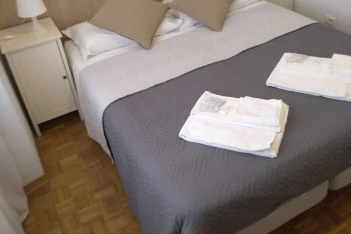 Camera Basic, 2 camere da letto | 1 camera, Wi-Fi gratuito