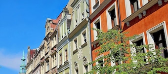 Palazzo Rosso Old Town