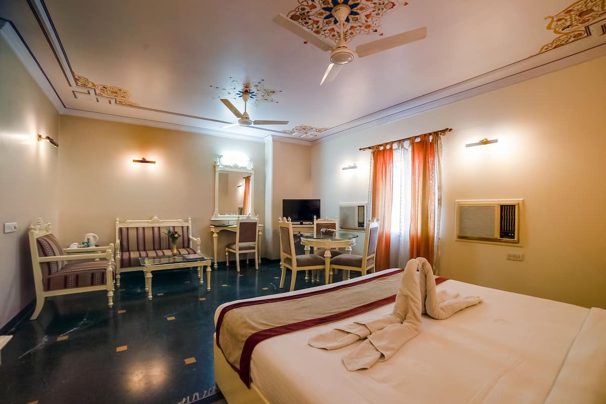 Superior-Zimmer | Schreibtisch, schallisolierte Zimmer, kostenloses WLAN, Bettwäsche