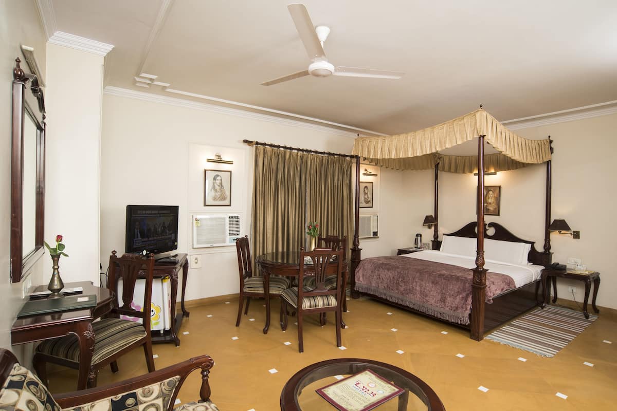 Deluxe-Zimmer | Schreibtisch, schallisolierte Zimmer, kostenloses WLAN, Bettwäsche