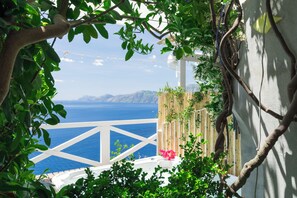 Apartamento panorámico, 1 habitación, bañera de hidromasaje, vistas al mar (Il Sogno) | Terraza o patio
