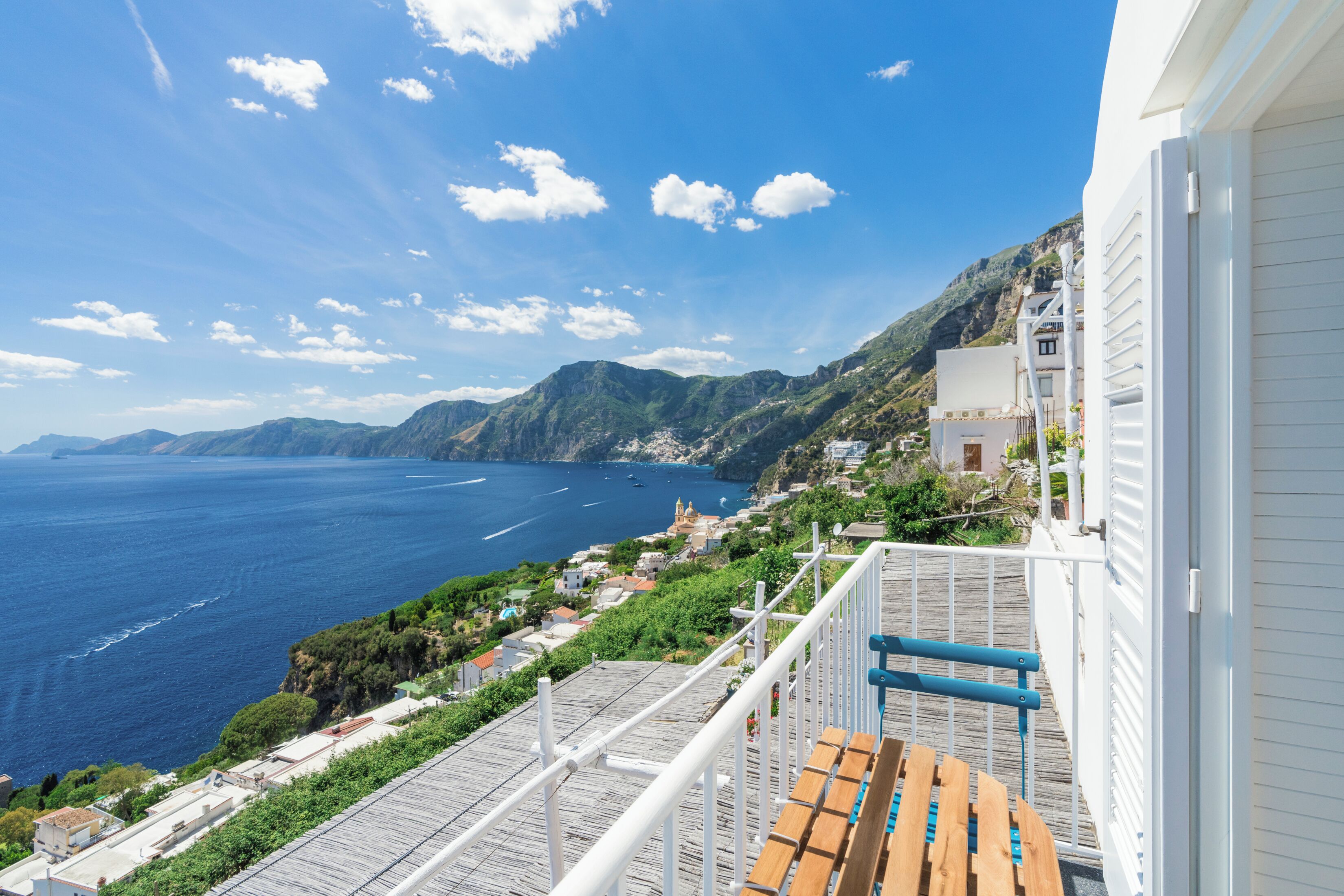 Monolocale panoramico, 1 letto matrimoniale, angolo cottura, vista mare | Terrazza/patio