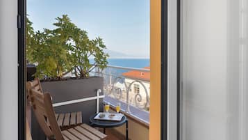Appartement Duplex Standard, vue mer (Camera Mughetto) | Vue sur lâeau